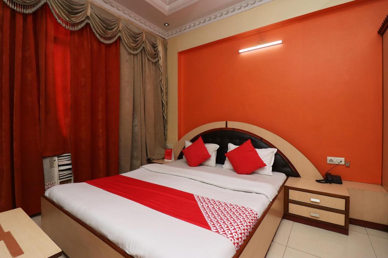 Hotel O Akash Regency ดันแบด ภายนอก รูปภาพ