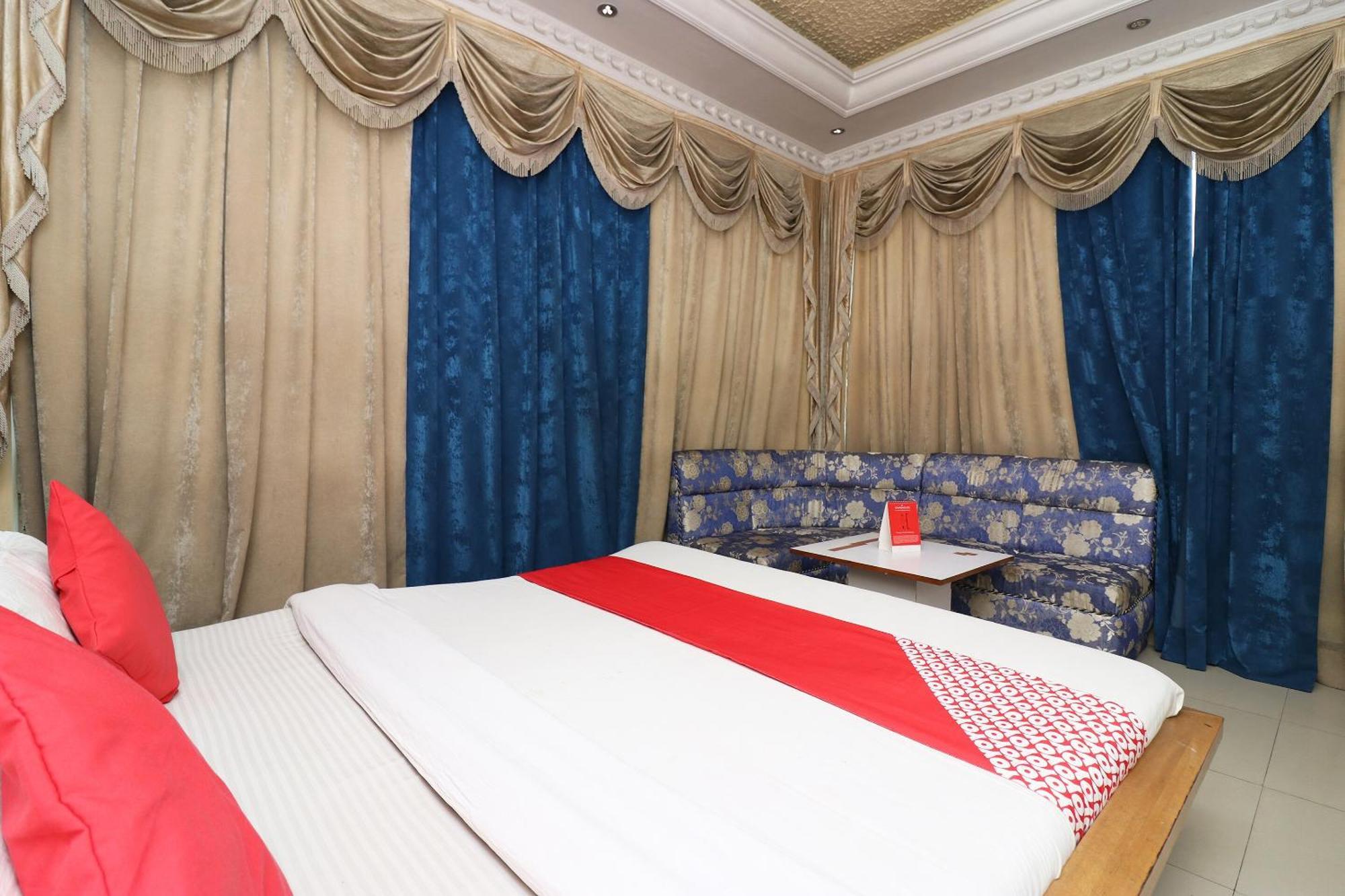 Hotel O Akash Regency ดันแบด ภายนอก รูปภาพ